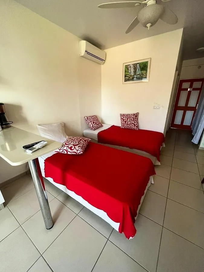Appartamento Appartement Avec Vue Sur La Mer A Sainte Luce 40 M² Jardin