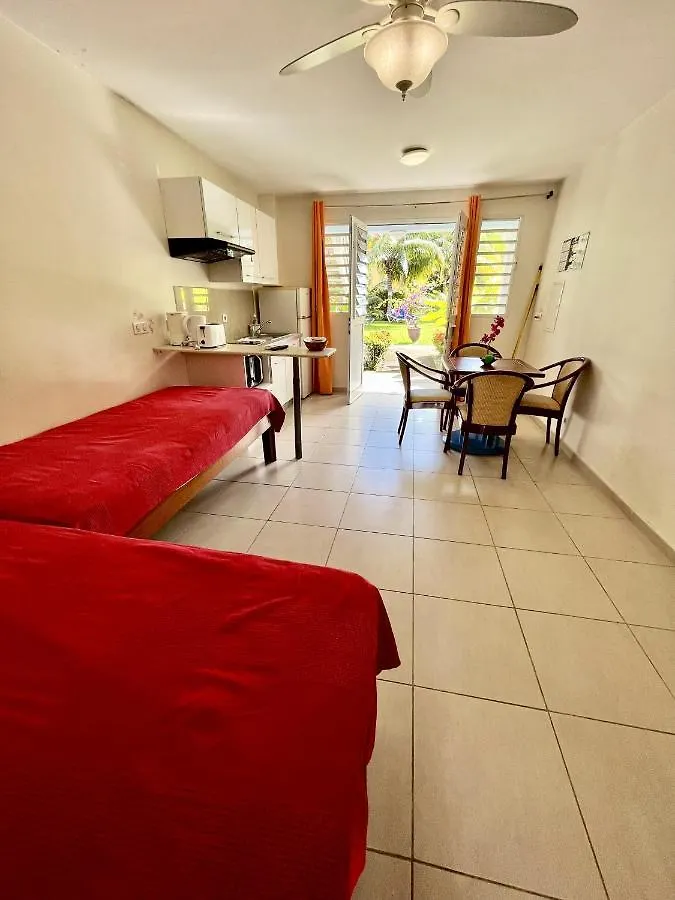 Appartement Avec Vue Sur La Mer A Sainte Luce 40 M² Jardin Appartamento